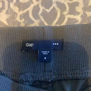 Gap women’s pants medium
